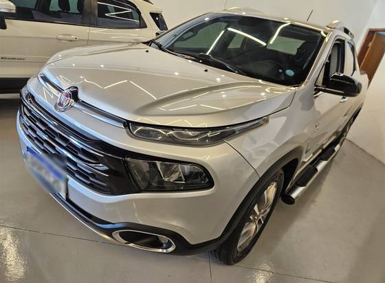 FIAT TORO 2.0 16V TURBO DIESEL VOLCANO 4WD AT9
